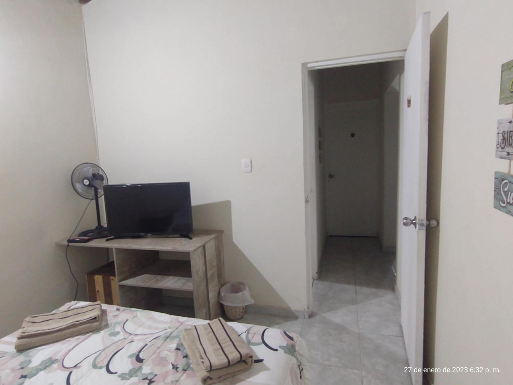 Pa Pasiar Hostal Medellín Szoba fotó