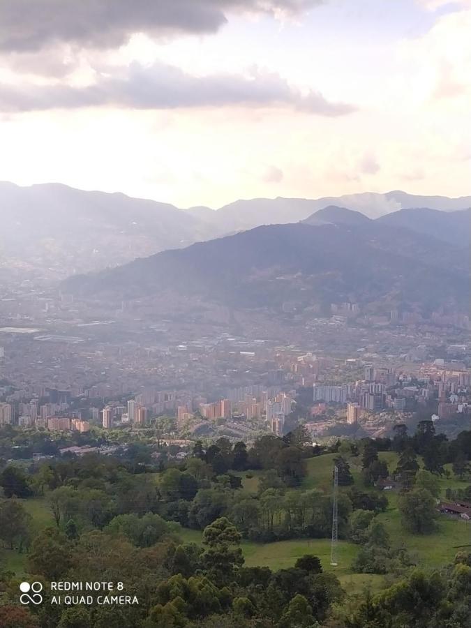 Pa Pasiar Hostal Medellín Kültér fotó